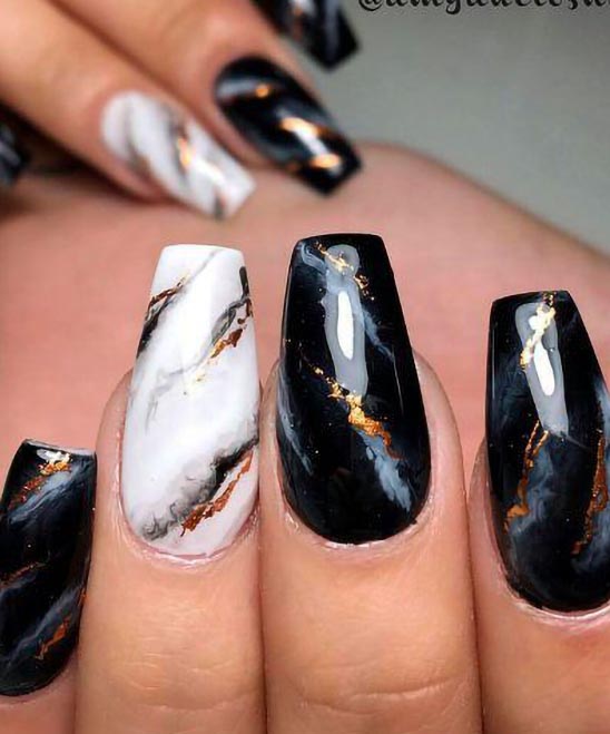 Coffin Acrylic Nails Black and Gold