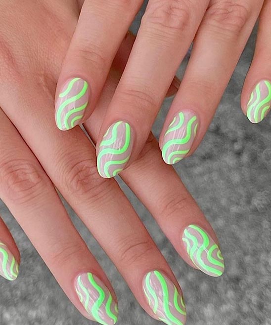 Emerald Green and Gold Nail Designs