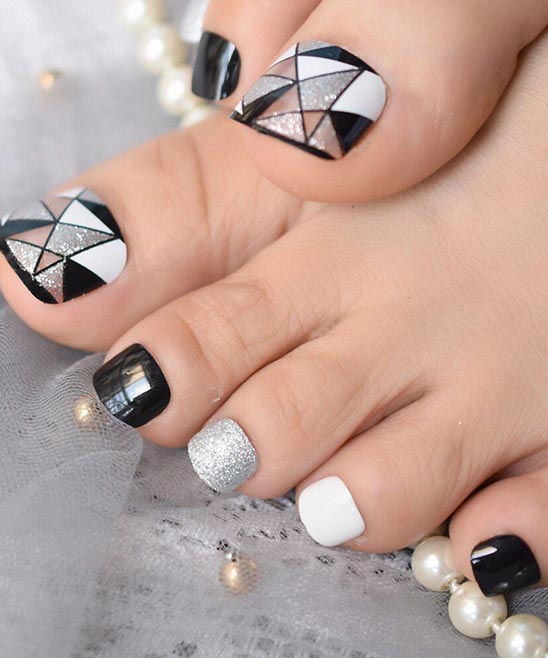 Dont Forget To Decorate Your Toenails This Wedding Season Here Are Top  Trendy Toe Nail Art Ideas  Onlymyhealth