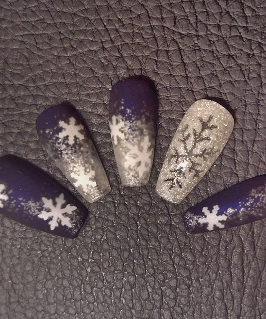 Glamorous Blue Christmas Acrylic Nail Designs