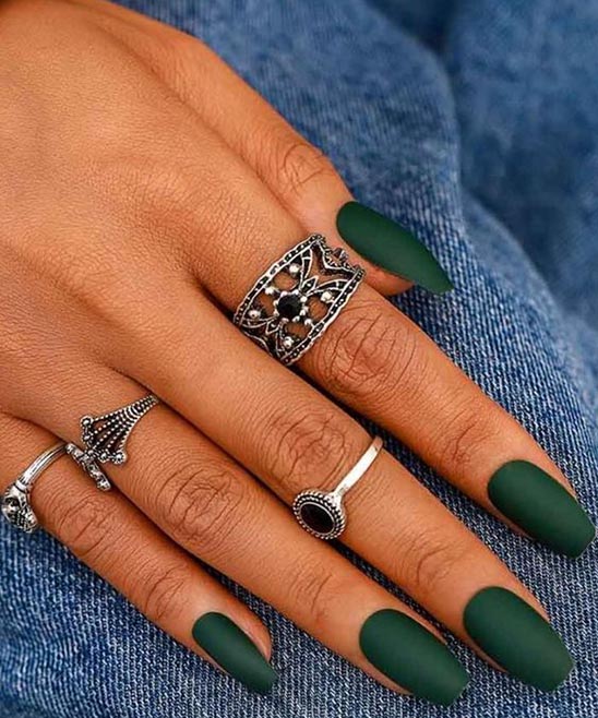 Green and Black Acrylic Nail Designs