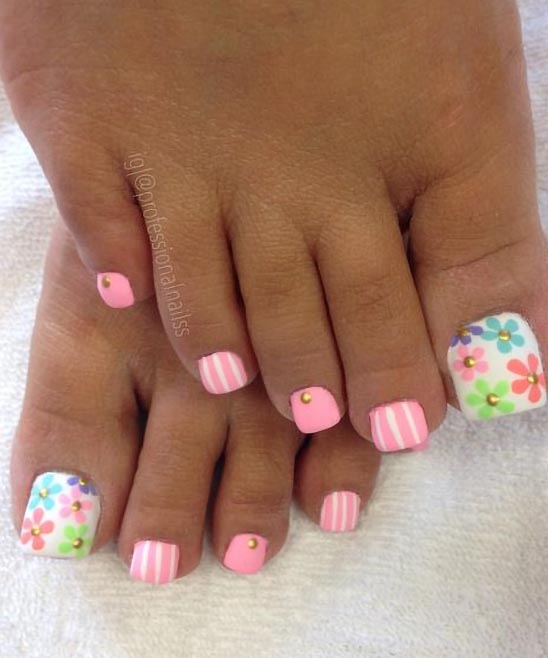 Nail Art on Toes Designs