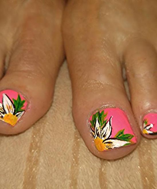 Toe Nail Design With Flowers