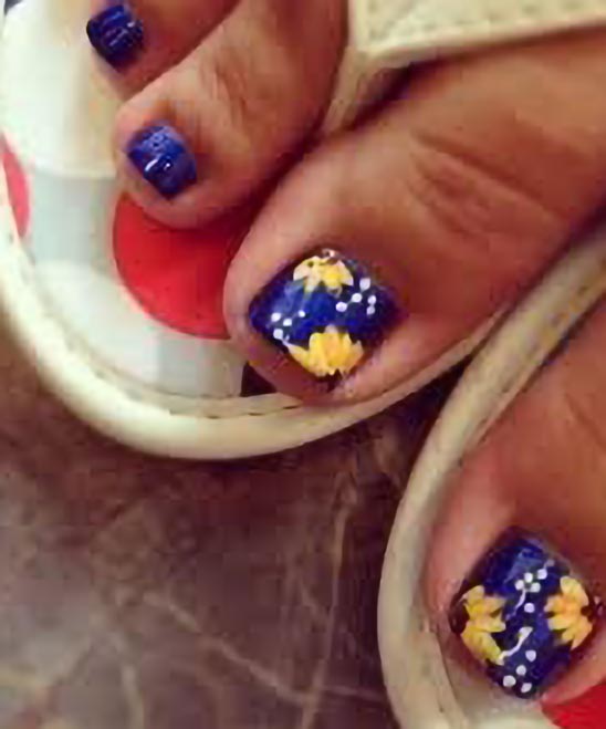 Toe Nail Designs White