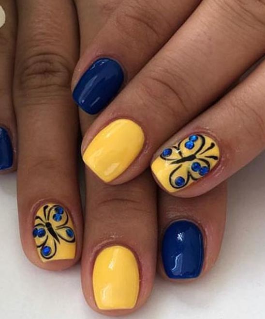 Acrylic Nails Flower Designs