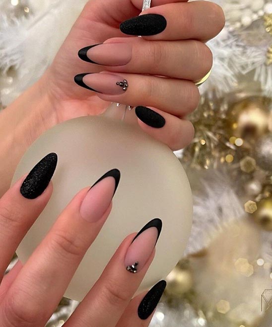 Acrylic Oval French Tip Nails