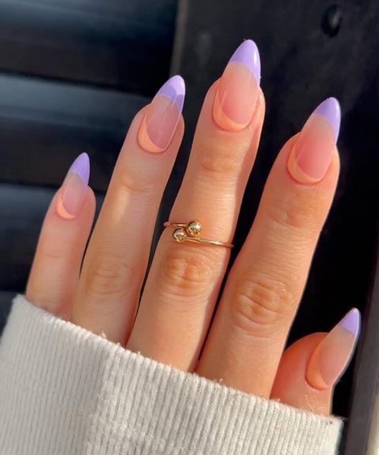 Almond Nails With Gold