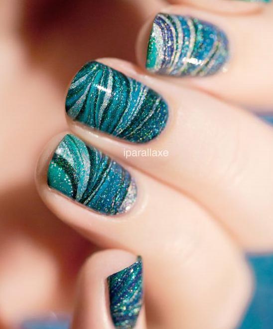 Black Christmas Nail Designs