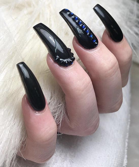 Black Short Acrylic Nails