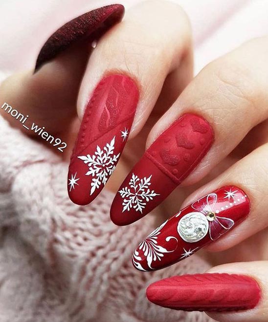 Black and Red Christmas Nails