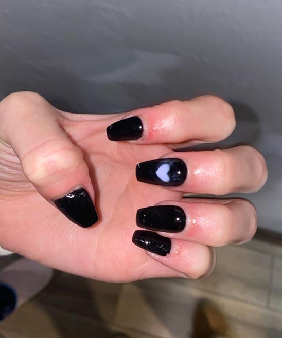 Black and Red Short Valentine Nails