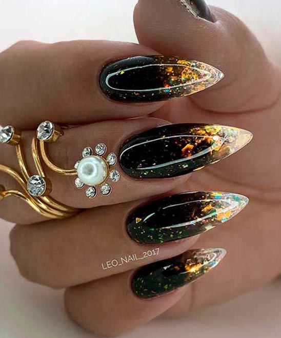 Black and White Art Designs on Toe Nails