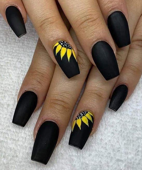 Christmas Coffin Nail Designs