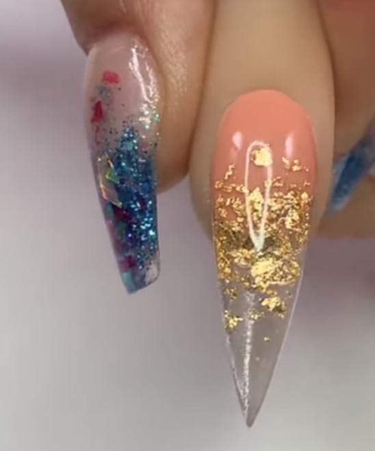 Christmas French Tip Nail Des
