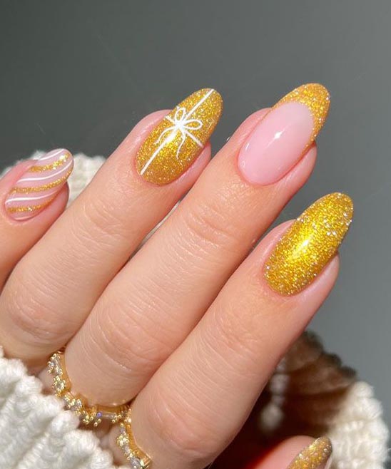 Christmas Glitter French Nail Art Designs