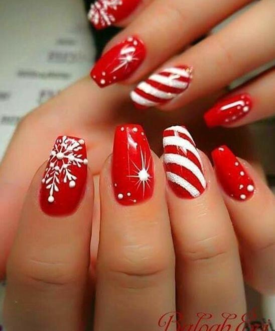 Christmas Nails Red Green and White