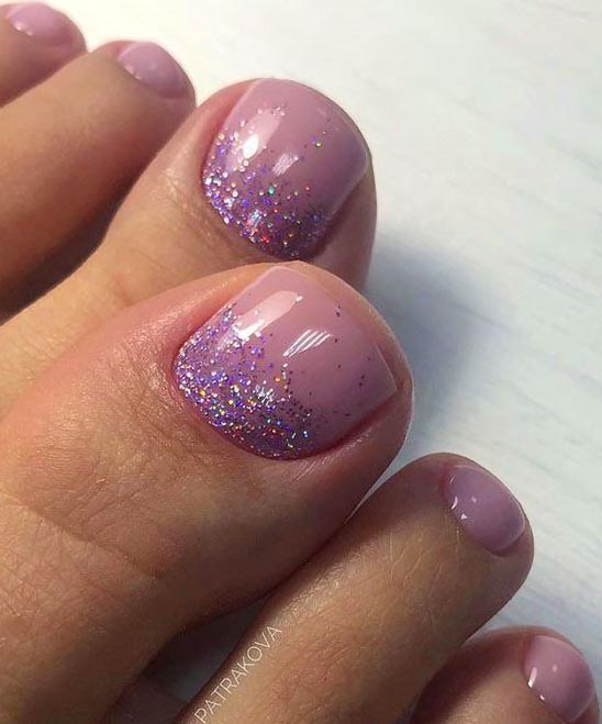 Christmas Ombre Nails With Glitter