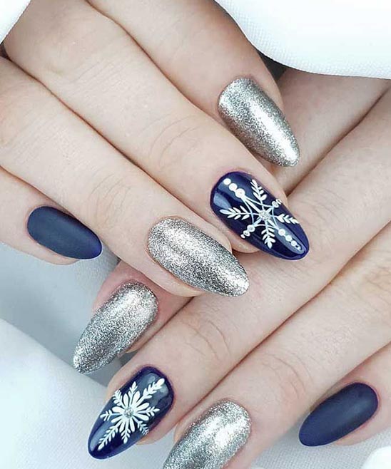 Christmas Red and Green Nails