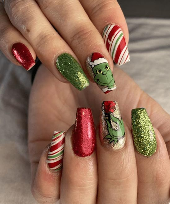 Christmas Tree Nail Art Designs