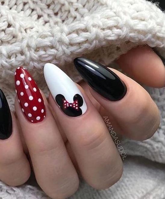 Disney Acrylic Nails