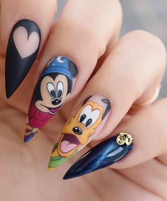 Disney Christmas Nail Ideas