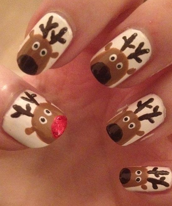 Easy Reindeer Nail Art