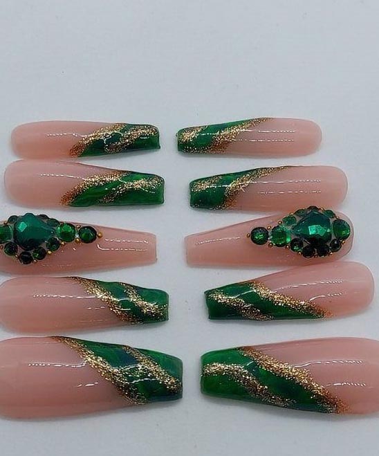 Emerald Green Nails Ideas