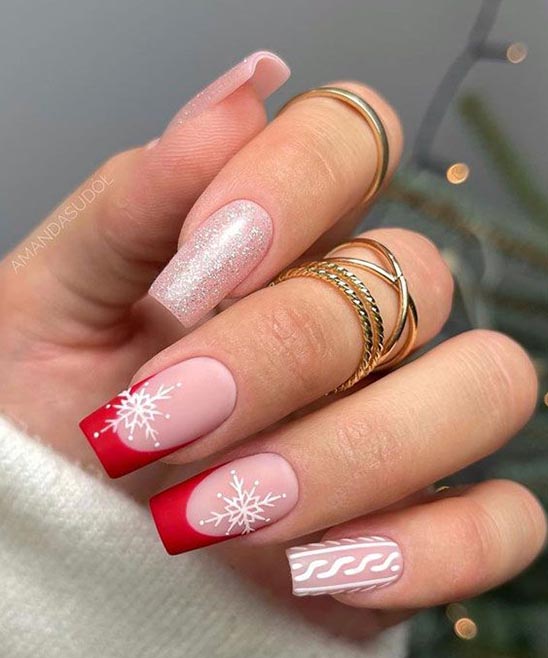 French Christmas Nails 2023