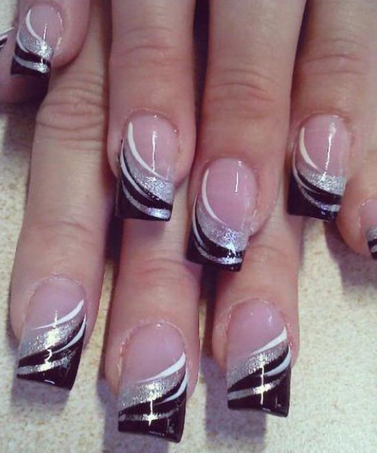 French Tips Christmas Nails