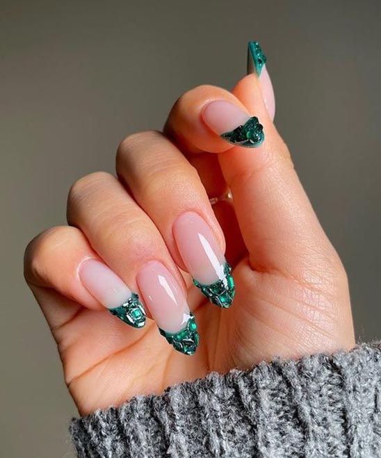 French Tips Christmas Nails
