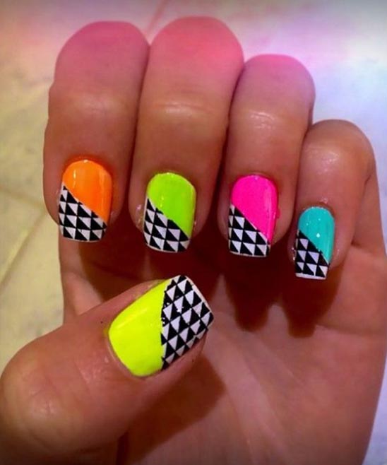 Gold Black Christmas Nails