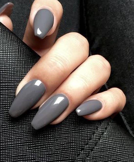 Gray and Gold Nails
