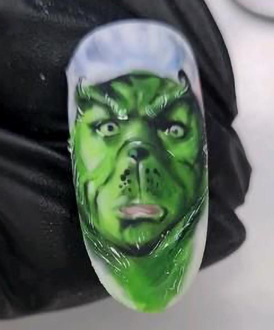 Grinch Toe Nails.jpg