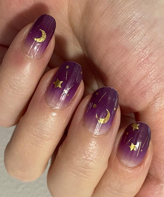 Nail Art Purple and Gold