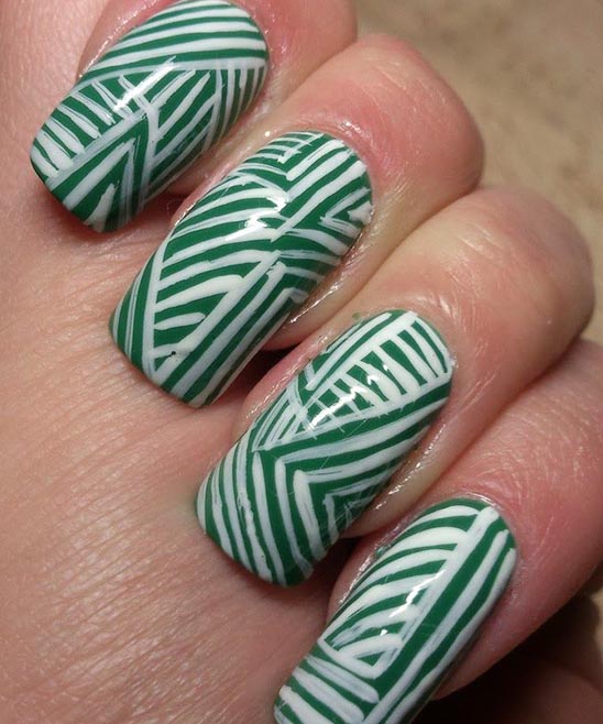 Nail Designs 2023 White and Green