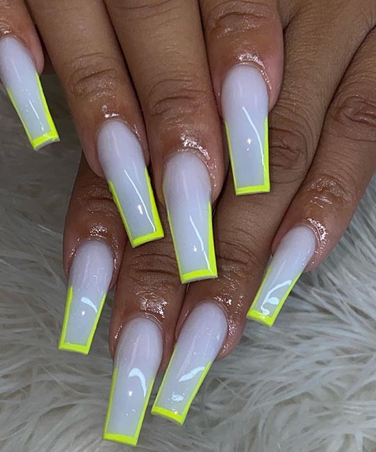 Nails With White Outline