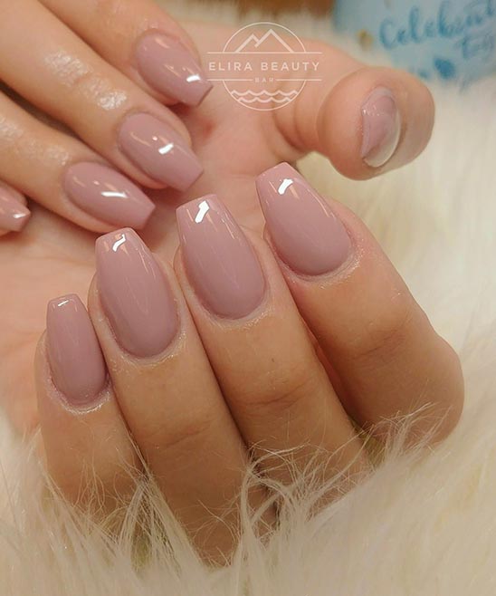 Neutral Dip Nails