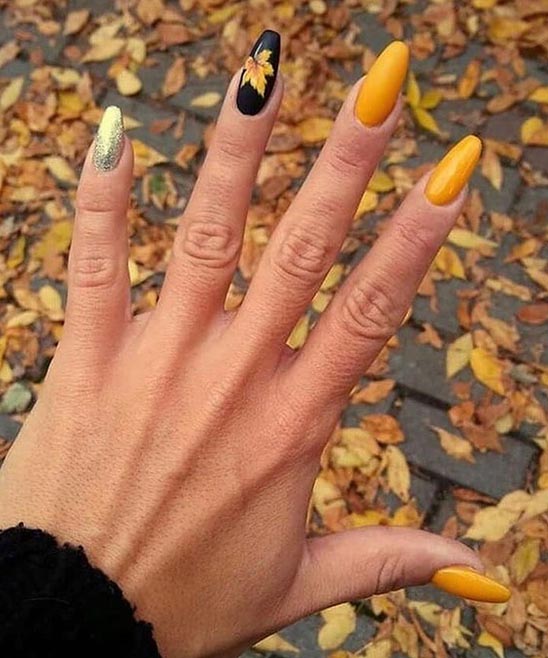 Pumpkins Toe Nail Designs.jpg