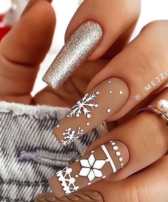 Red Christmas Stiletto Nails