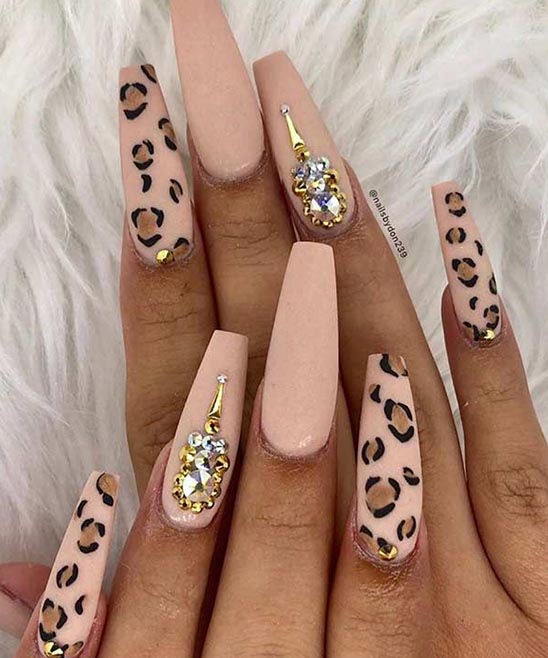 Red Coffin Nails Design