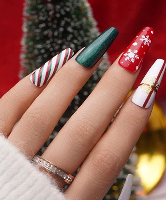 Red Holiday Nails Designs