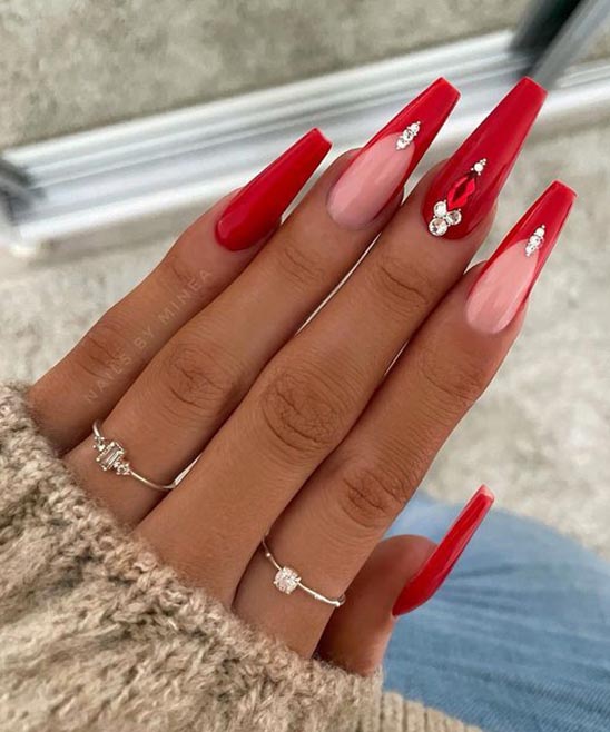 Red Nails for Christmas