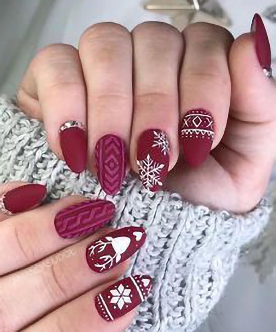 Red and Gold Christmas Nail Designs