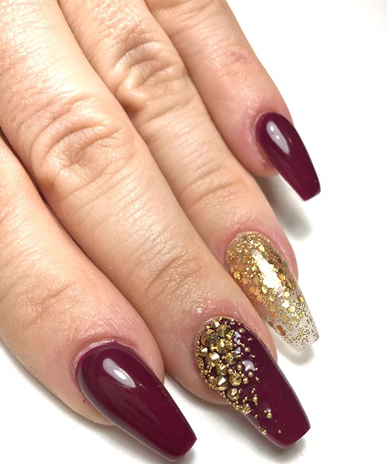 Red and Gold Christmas Nails Coffin