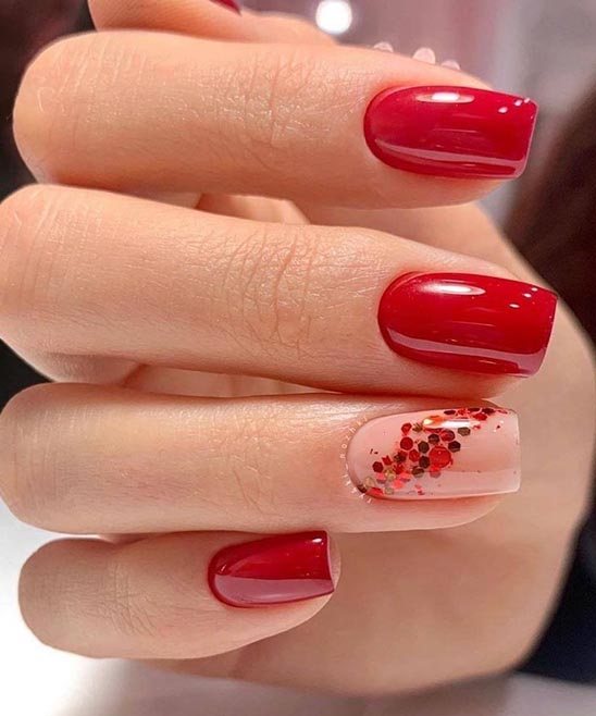 Red and Green Christmas Nails