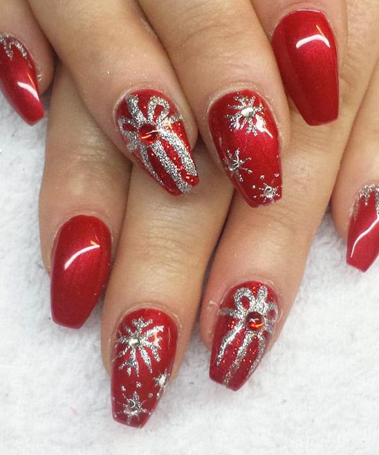 Red and White Christmas Nails Short