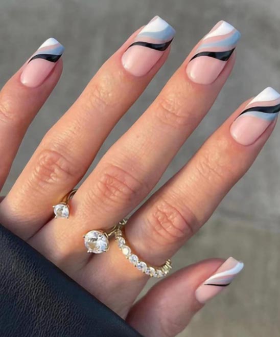 Short French Tip Christmas Nails