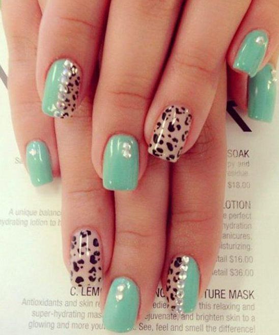 Short Nails With Rhinestones