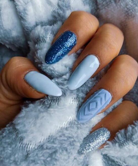 Short Winter Acrylic Nails