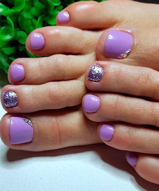Silver Sparkle Toe Nails